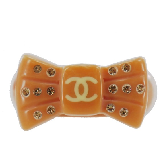 *SOLD* Chanel CC Rhinestone Ribbon Ring - Picture 2 of 9